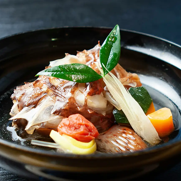 梅風味の鯛煮付け
